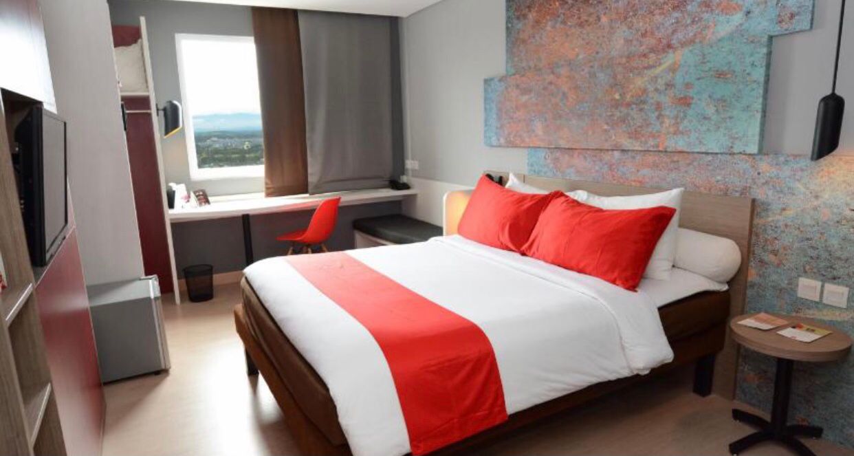 Ibis Gading Serpong.jpg